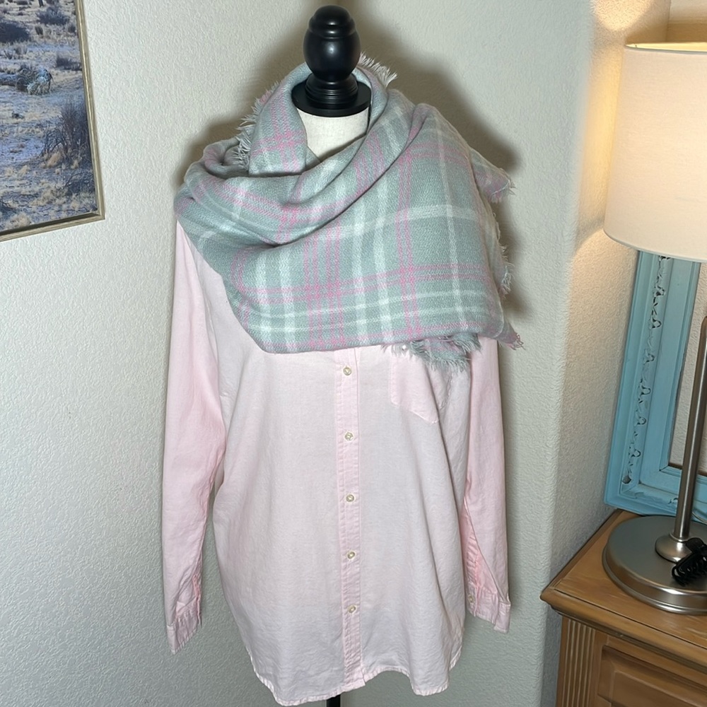 Pink Old Navy Classic Button Down Shirt - Picture 9 of 12